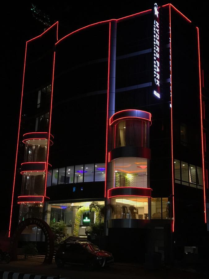 海德斯公园-商务酒店 坦贾武尔 外观 照片